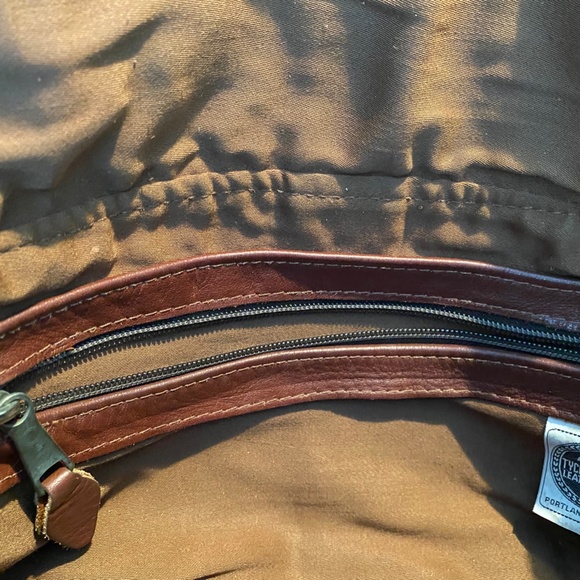 Tychios Leather -  70's Vintage Leather - Matching bag and Hat - Picture 7 of 8